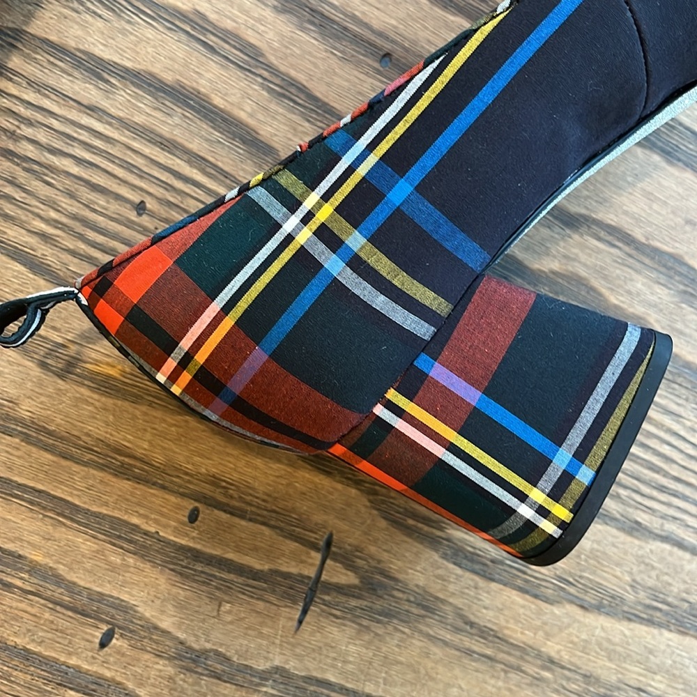 SOLD NEW! J Crew Stewart plaid block heel shoe size 9.5 - Picture 8 of 8